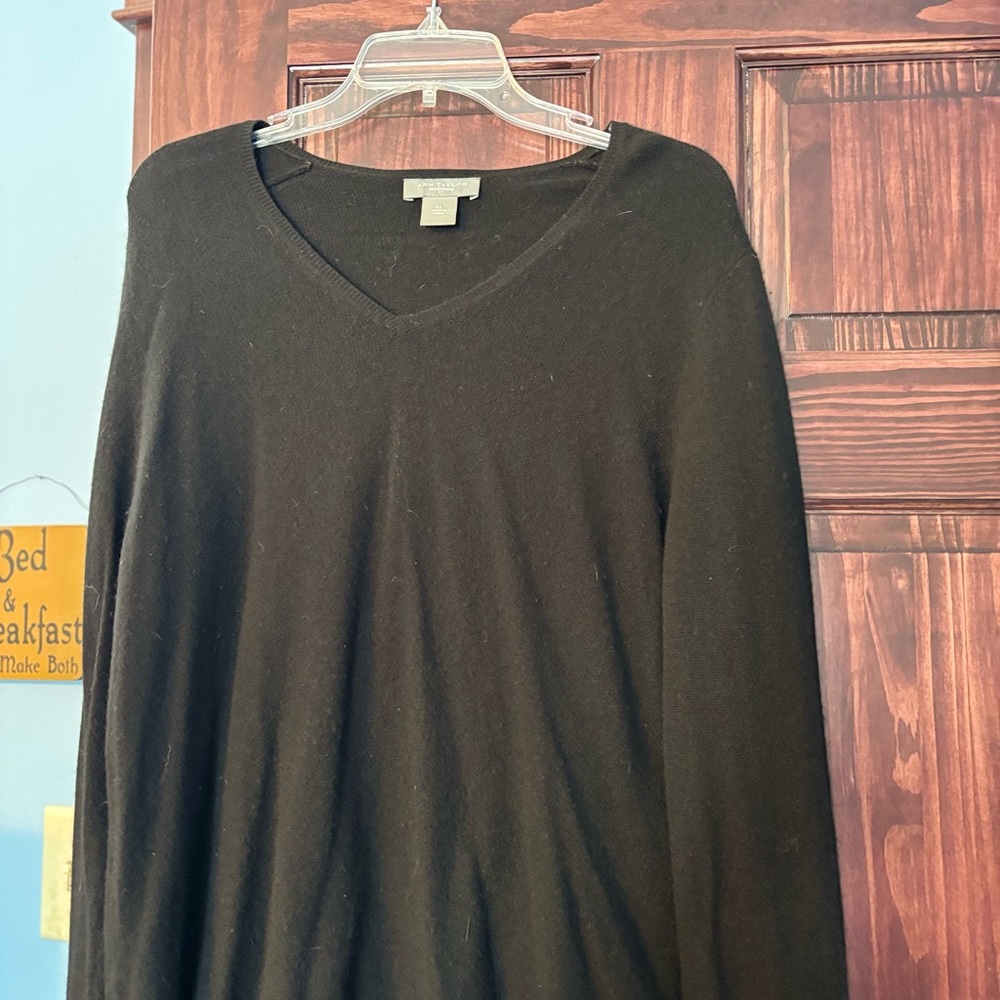 Ann Taylor Cashmere Elegant Black V-Neck Sweater